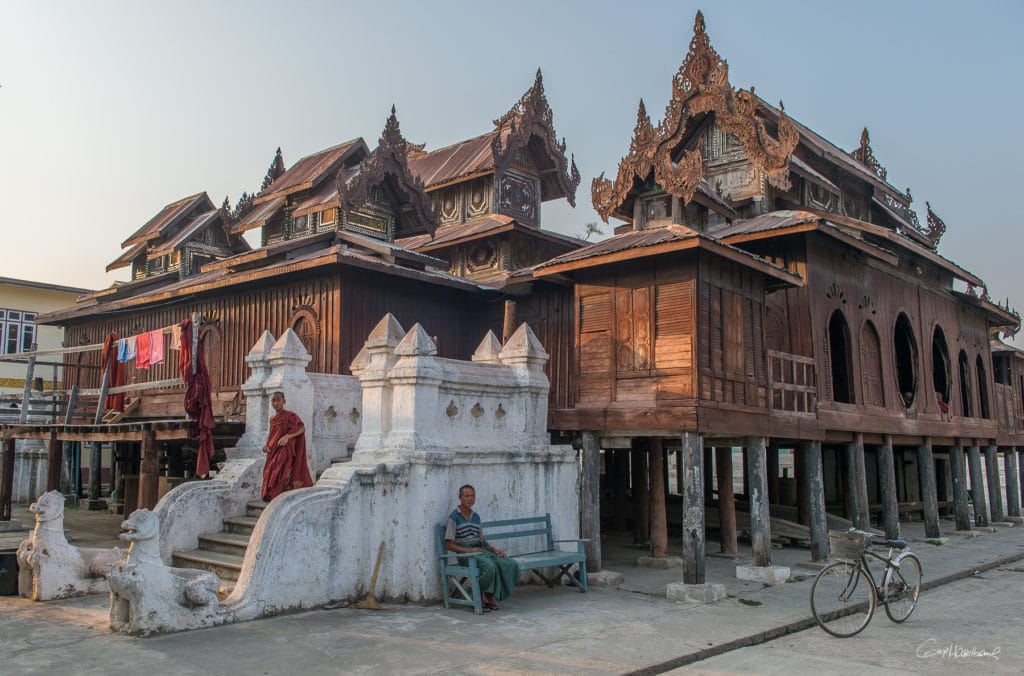 Shwe Yan Pyay monastery -(région lac inle)