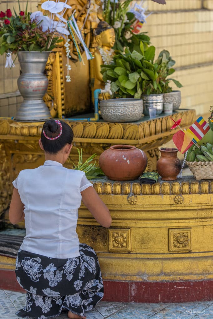 Botataung pagoda Yangon
